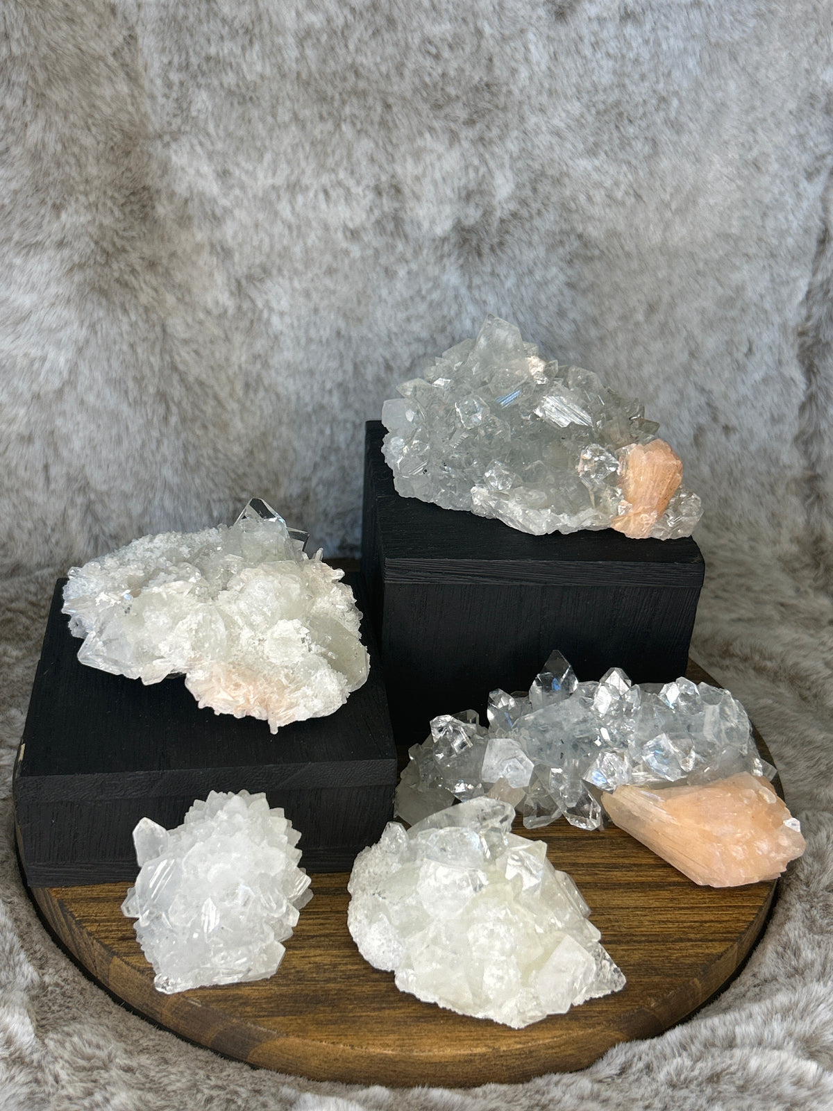 Apophyllite Peach Stilbite